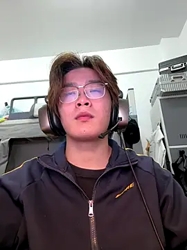 Anson0722 online show from 12/02/25, 07:36