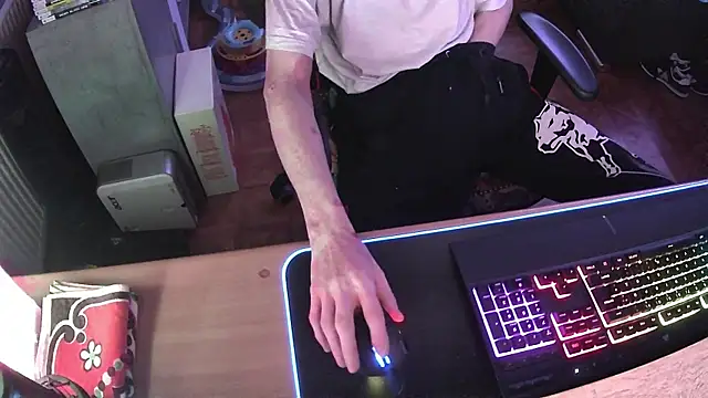 DerGeileLoveboy online show from 12/04/25, 02:43