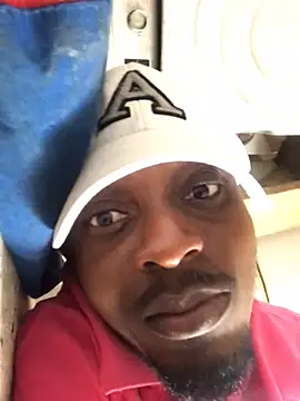 Snapshot of justyou2025 chatting on 03/17/25, 09:12 justyou2025 online show from 03/17/25, 09:12