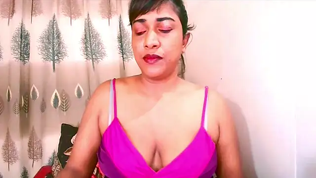 Indian Erotic69 online show from 06/03/26, 05:43