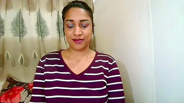 Snapshot of Indian_Erotic69 chatting on 07/20/26, 05:11 Indian Erotic69 online show from 07/20/26, 05:11