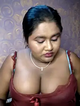 Snapshot of horny_diana chatting on 06/19/26, 05:06 horny diana online show from 06/19/26, 05:06