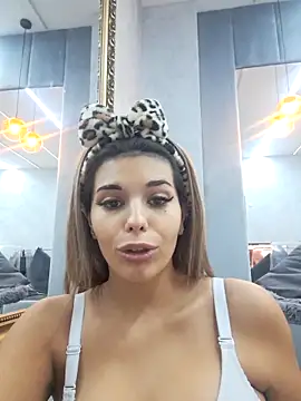 Bella Posh online show from 10/07/25, 04:53