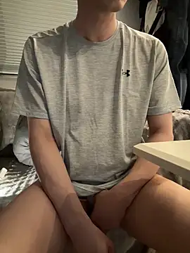 Snapshot of hongkong_thong_lover chatting on 03/05/25, 03:18 hongkong thong lover online show from 03/05/25, 03:18