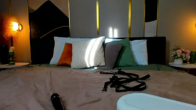  BunnyDollStella  online show from 02/24/25, 04:38