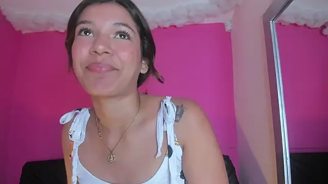 violett 24  online show from 02/24/25, 02:15