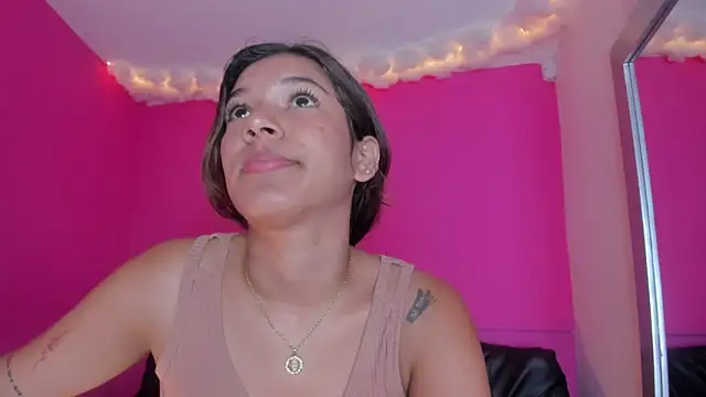 violett 24  online show from 02/25/25, 06:31