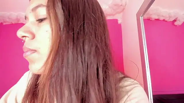 violett 24  online show from 03/07/25, 12:34