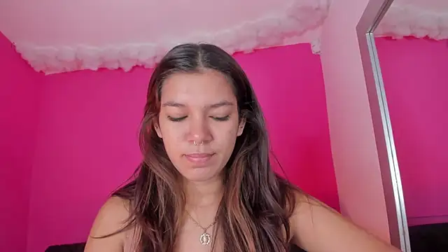 violett 24  online show from 03/08/25, 12:09