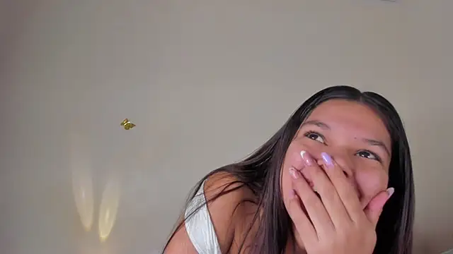 violett 24  online show from 11/30/25, 12:03