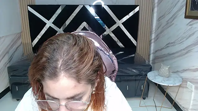 Snapshot of Angeles_v chatting on 03/06/25, 07:54 Angeles v online show from 03/06/25, 07:54