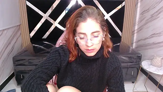 Snapshot of Angeles_v chatting on 03/11/25, 01:37 Angeles v online show from 03/11/25, 01:37