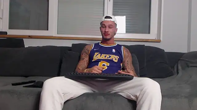 Zzedd online show from 03/06/25, 05:43