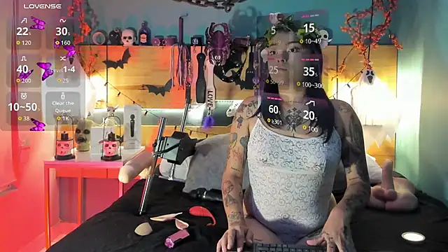 ChloeAllennn online show from 10/26/25, 12:27