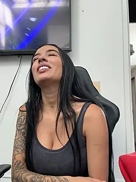 Antonella Smiith  online show from 04/10/26, 01:49