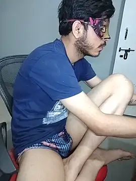 rahulkajuuu0909 online show from 03/19/26, 07:29