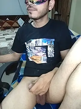 rahulkajuuu0909 online show from 03/26/26, 04:45