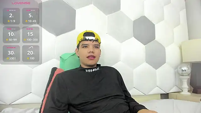 Axel Forte online show from 10/29/25, 01:35