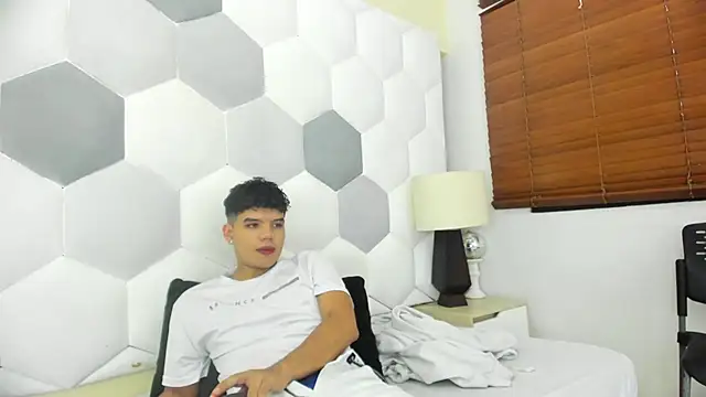 Axel Forte online show from 02/07/26, 01:04