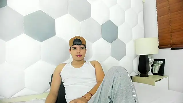 Axel Forte online show from 03/12/26, 01:28