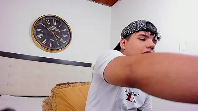 Axel Forte online show from 06/24/26, 03:22