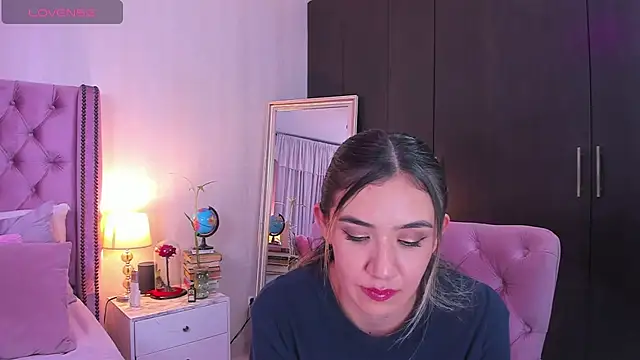 natashaleightt online show from 03/11/25, 03:26