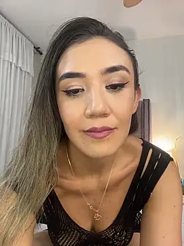 natashaleightt online show from 09/26/25, 08:57