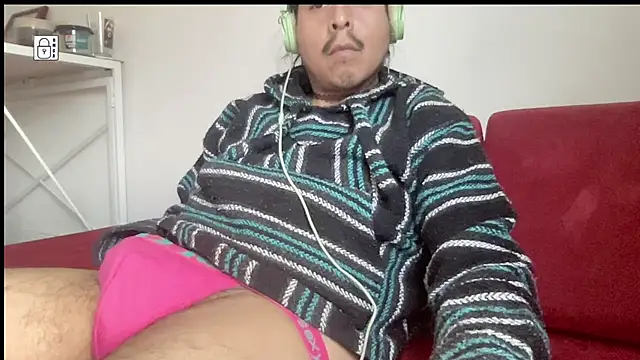 erikcrack05 online show from 03/17/25, 09:13