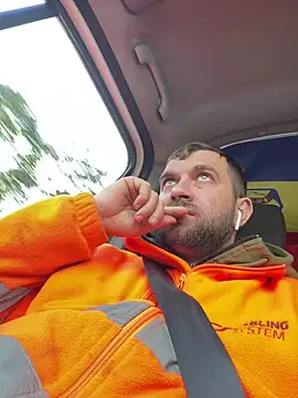 daniel21p online show from 02/25/25, 04:21