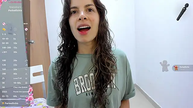 jessyegoldenn online show from 04/17/26, 01:14