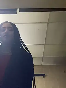 MichelleDiaz Pink online show from 03/08/25, 06:32