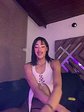 MichelleDiaz Pink online show from 09/25/25, 04:05