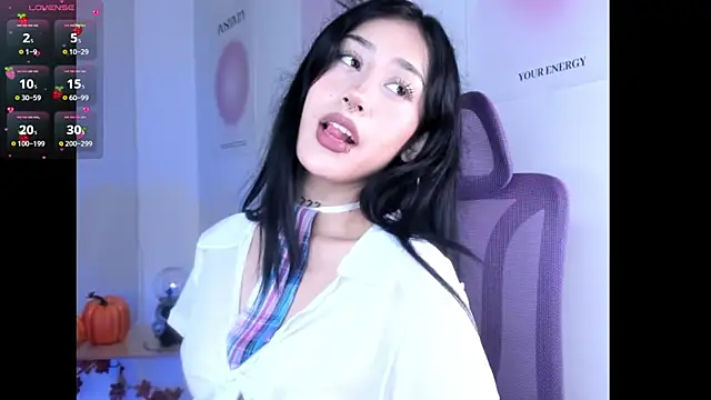 MiaWilsson  online show from 11/05/25, 01:05