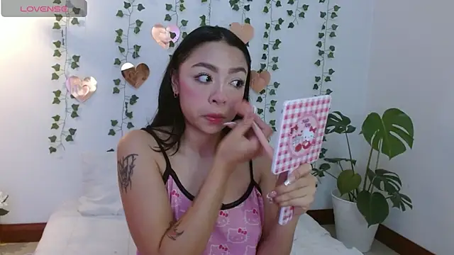 hellokitty  valery online show from 04/11/26, 02:38