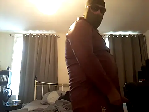 leatherloverman online show from 10/01/25, 09:48