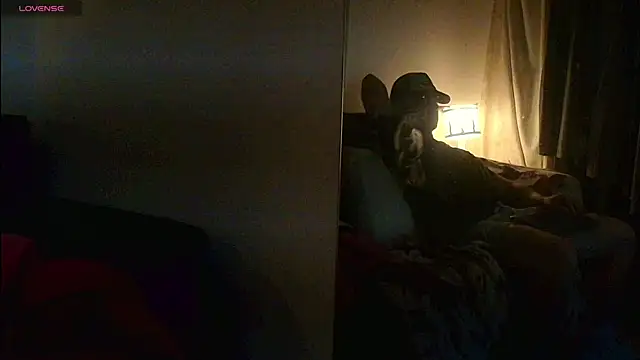 thomyafar online show from 11/30/25, 02:04