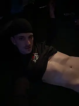 Polaroid White online show from 11/14/25, 07:51