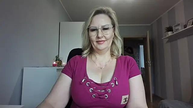 DianaLive online show from 02/23/26, 09:28