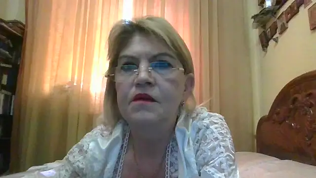 Snapshot of Heidi-Helga chatting on 03/03/25, 05:53 Heidi-Helga online show from 03/03/25, 05:53