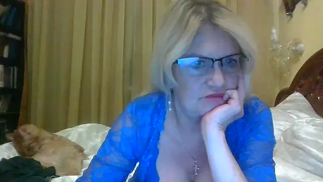 Snapshot of Heidi-Helga chatting on 09/14/25, 05:56 Heidi-Helga online show from 09/14/25, 05:56