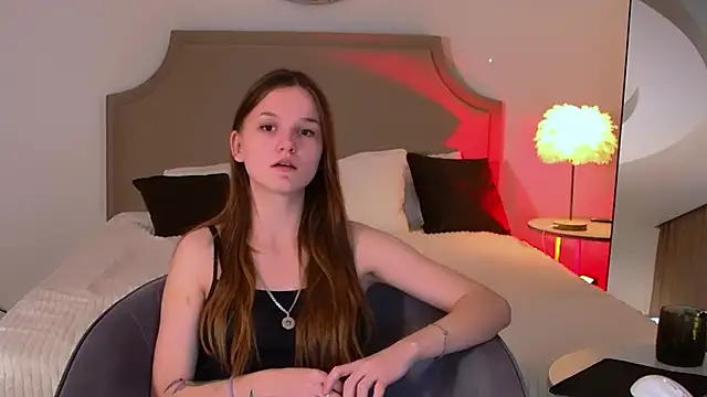 Amber Rogers online show from 03/11/25, 02:29