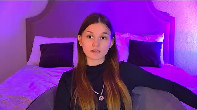 Amber Rogers online show from 03/22/25, 05:41