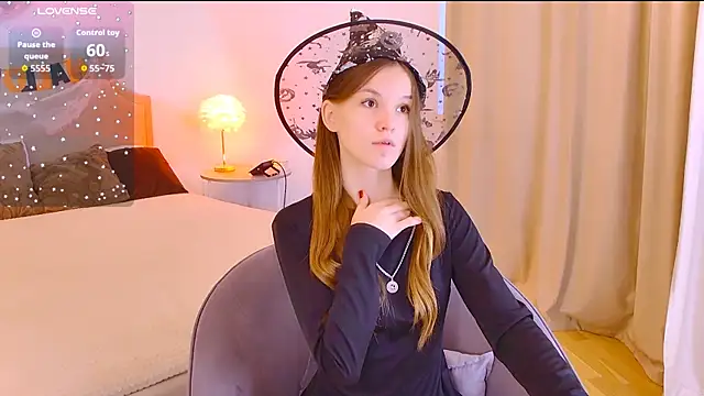 Amber Rogers online show from 10/27/25, 05:33