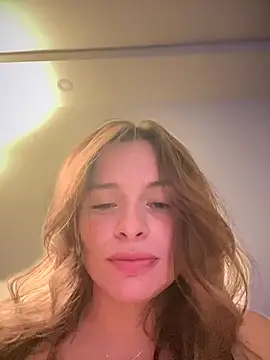 gynna kimera online show from 09/18/25, 04:14