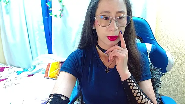 Gia leinn online show from 10/20/25, 08:53