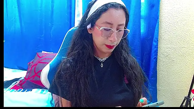 Snapshot of Gia_leinn chatting on 06/29/26, 09:04 Gia leinn online show from 06/29/26, 09:04