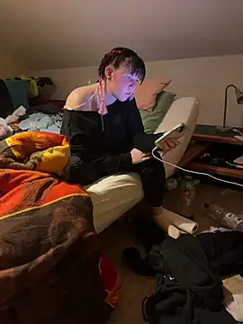 Tightassslut18 online show from 02/27/25, 09:58