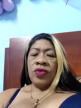 Snapshot of Tocameamor chatting on 05/06/26, 08:03 Tocameamor online show from 05/06/26, 08:03