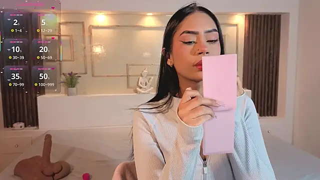 ChloeMoon9 online show from 11/08/25, 11:21