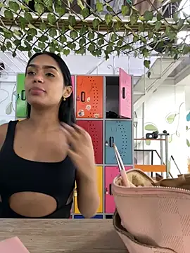 ChloeMoon9 online show from 11/18/25, 11:14